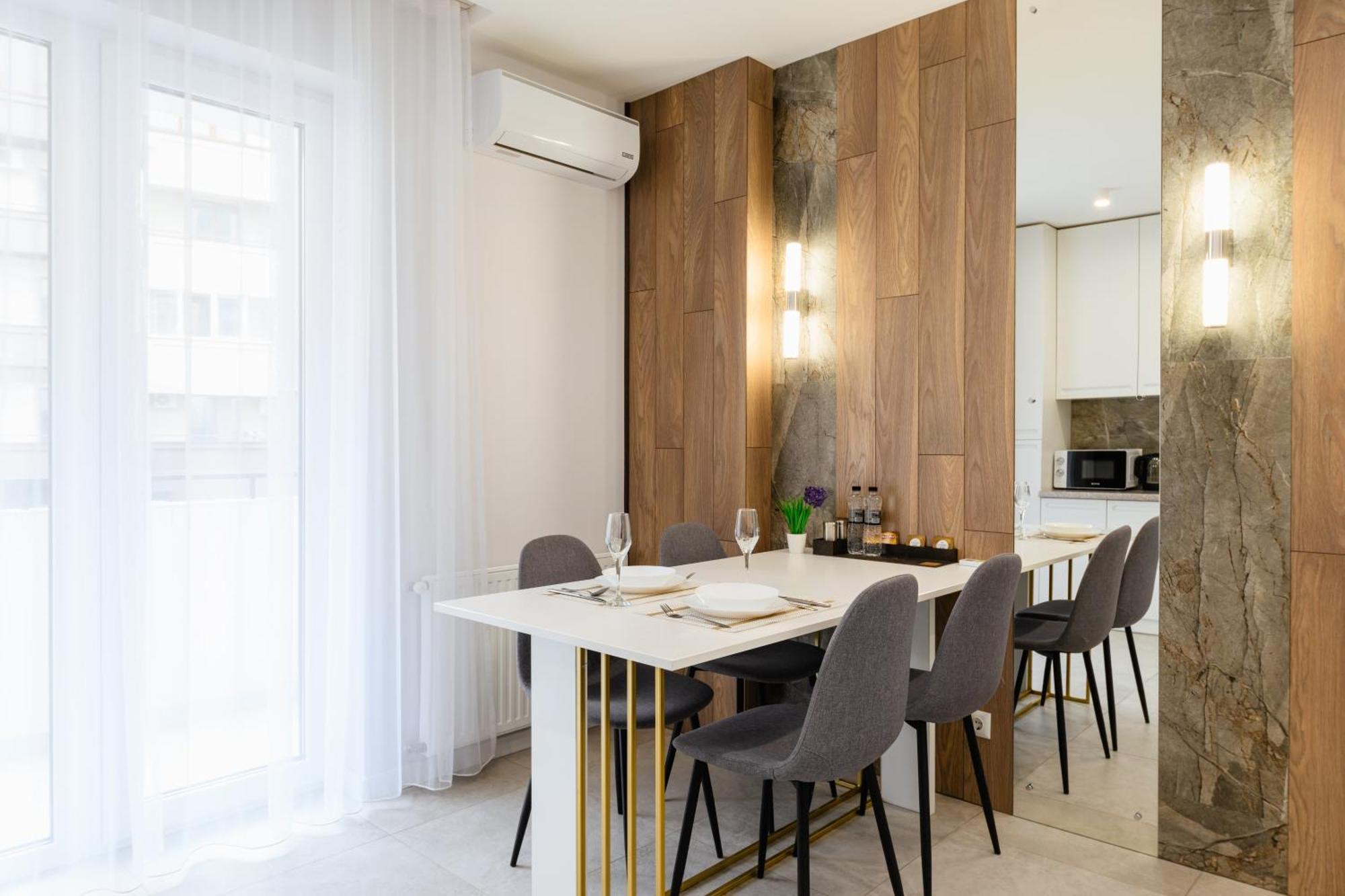 Luxury Apartments “Bozdosh” Ujhorod Exterior foto