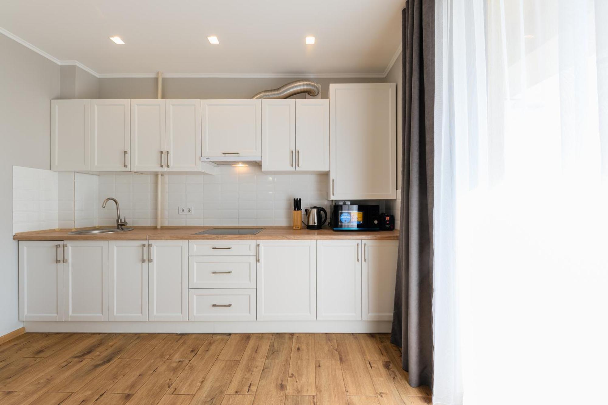 Luxury Apartments “Bozdosh” Ujhorod Exterior foto